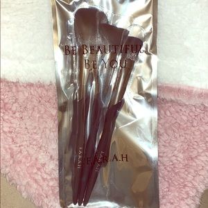 F.A.R.A.H Brushes